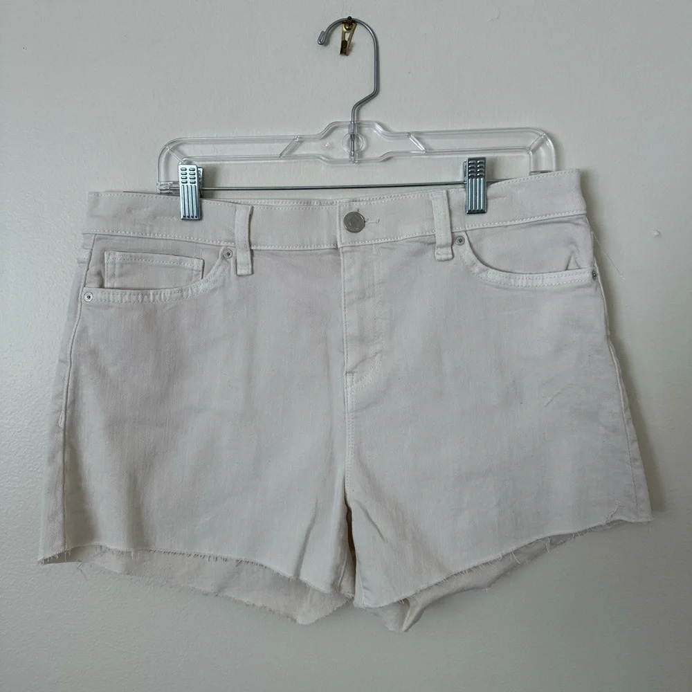 Gemma Mid High Rise Short Hudson Jeans Size 31